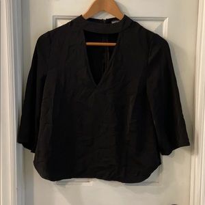 Elegant blouse with choker neckline